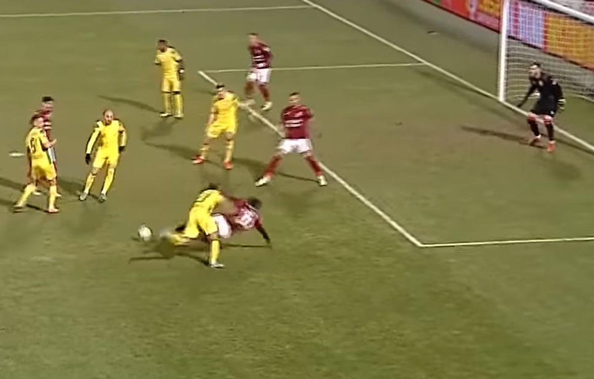 Feșnic, penalty-uri nedate în Mioveni - Rapid