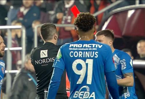 Chivulete, „roșu” arătat lui Căpușă / FOTO: Captură @Orange Sport 1