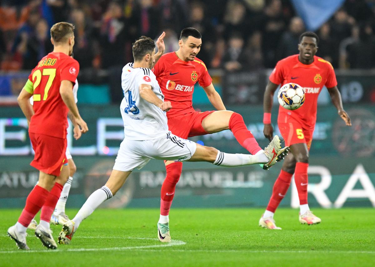 Discurs vehement către FCSB: „E zero! În Europa nu iese din careu dacă dă de un arbitru sănătos. Olaru intră criminal, dar ei se țipă la orice atingere”