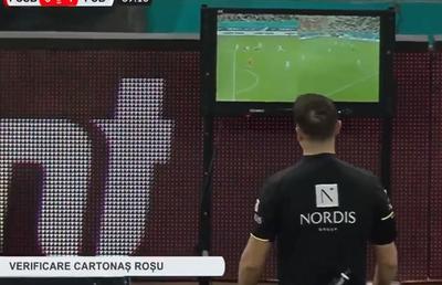 Eroare VAR la faza care o costă scump pe FCSB?! „Eu asta nu înțeleg. A plecat îndoit de la monitor!”