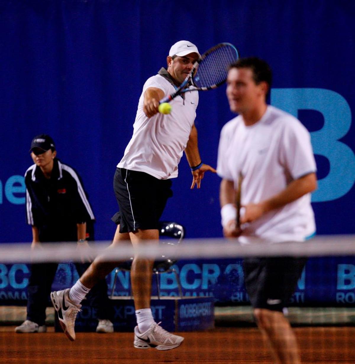 Reverul cu o mână români Pavel, Hănescu, Ungur, Pescariu, Copil, Mergea