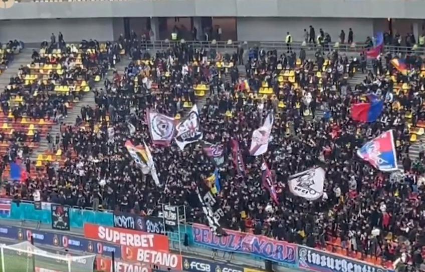 Peluza Nord a celor de la FCSB a avut un conflict cu Jandarmeria București înaintea meciului cu FC Botoșani, disputat pe Arena Națională în runda cu numărul 27 din Superligă.
