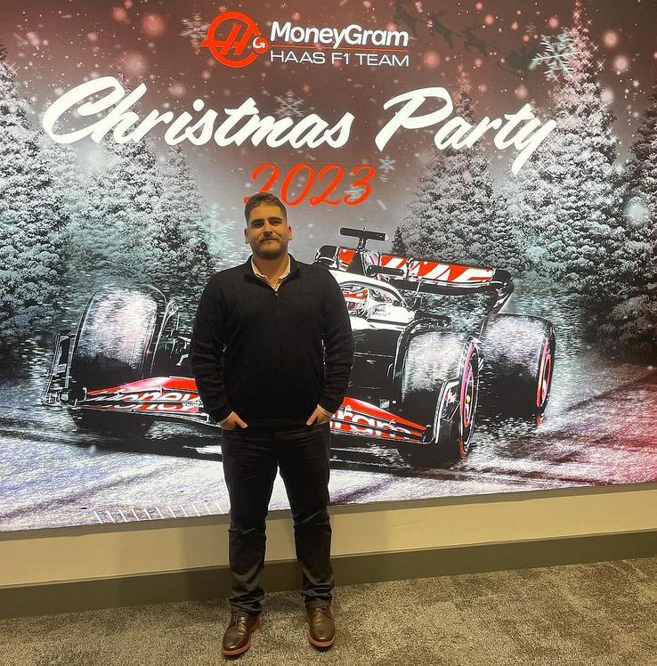 Rafael Boceanu, românul care lucrează ca IT Support la Haas // sursă foto: Instagram @ rafaelboceanu