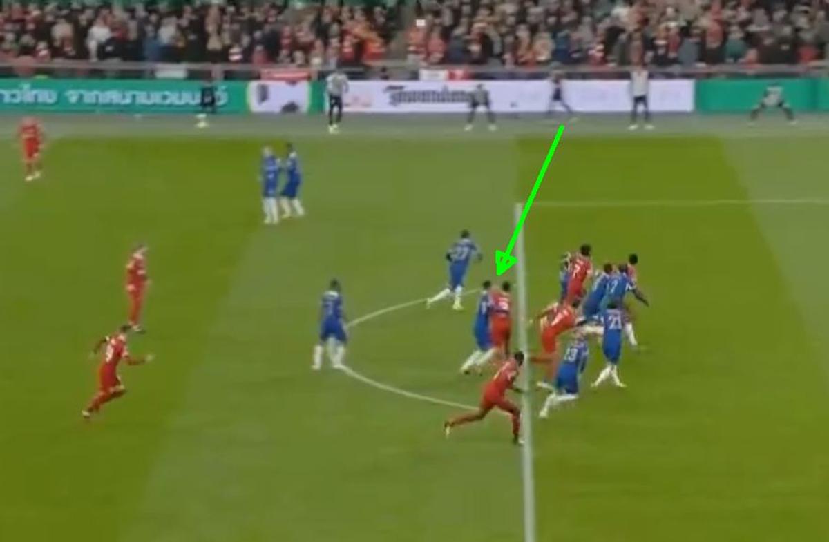 Decizie controversată a VAR-ului în Chelsea - Liverpool, finala Cupei Ligii Angliei