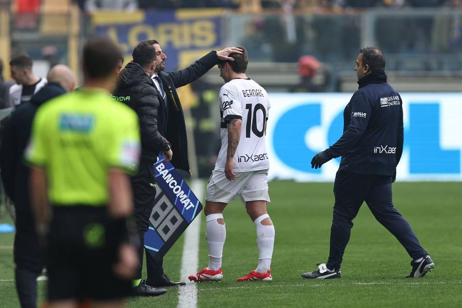 Adrian Bernabe are un gol și un assist în 21 de meciuri la Parma în ultimul sezon / Foto: Imago Cristi Chivu ar putea fi urmat la Inter de trei jucători! » Tinerii de la Parma provin din compartimente diferite