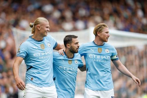 Pep Guardiola (54 de ani), antrenorul celor de la Manchester City, este gata să renunțe la nu mai puțin de 7 jucători pe care s-a bazat în ultimii ani, conform sportive.bg.