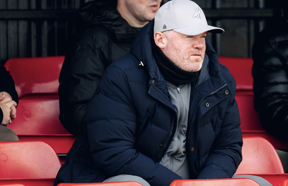 Wayne Rooney, în tribune la meciul fiului său