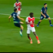 Istvan Kovacs, eliminare controversată la PSG - Monaco // FOTO: X
