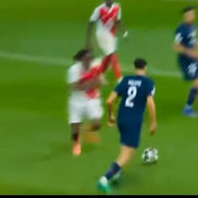 Istvan Kovacs, eliminare controversată la PSG - Monaco // FOTO: X