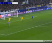 Ramy Bensebaini l-a umplut de sânge pe Lazar Samardzic în Atalanta - Borussia Dortmund // FOTO: captură Prima Sport