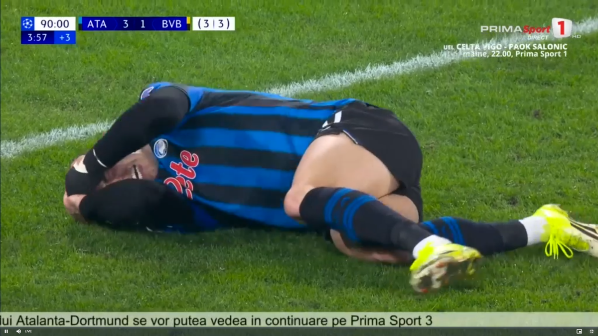 Ramy Bensebaini l-a umplut de sânge pe Lazar Samardzic în Atalanta - Borussia Dortmund