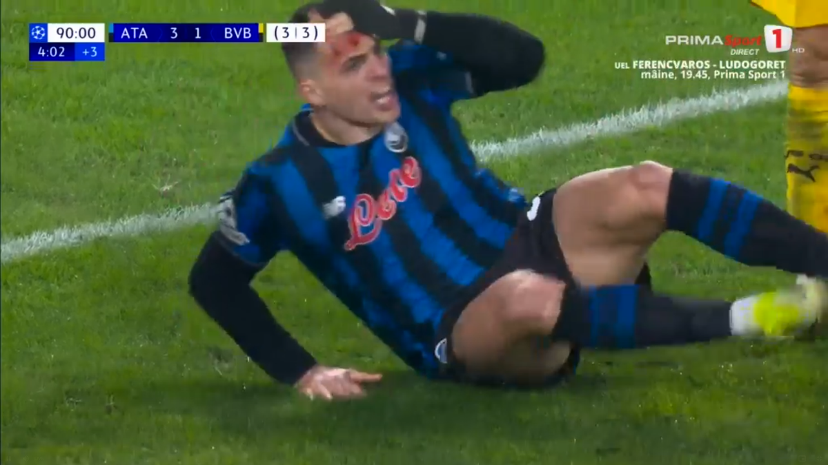 Ramy Bensebaini l-a umplut de sânge pe Lazar Samardzic în Atalanta - Borussia Dortmund