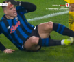 Ramy Bensebaini l-a umplut de sânge pe Lazar Samardzic în Atalanta - Borussia Dortmund // FOTO: captură Prima Sport