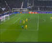 Ramy Bensebaini l-a umplut de sânge pe Lazar Samardzic în Atalanta - Borussia Dortmund // FOTO: captură Prima Sport