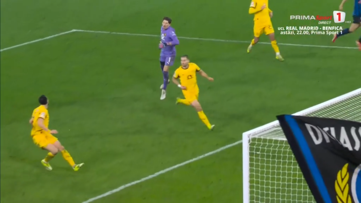 Ramy Bensebaini l-a umplut de sânge pe Lazar Samardzic în Atalanta - Borussia Dortmund