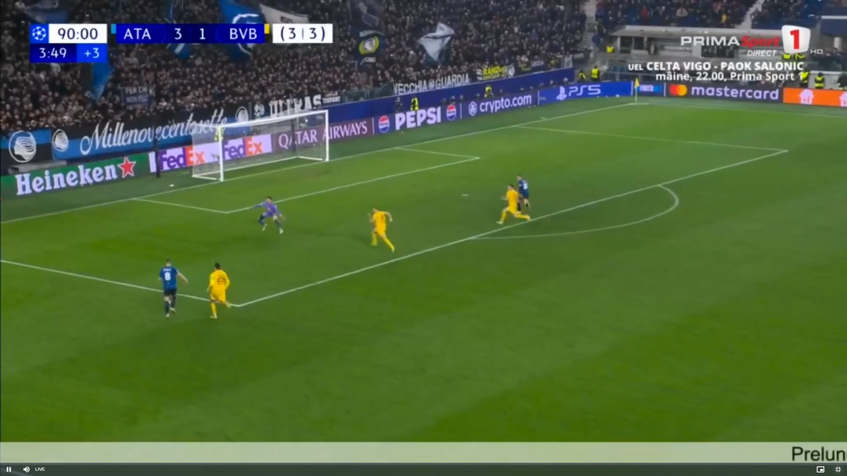 Ramy Bensebaini l-a umplut de sânge pe Lazar Samardzic în Atalanta - Borussia Dortmund
