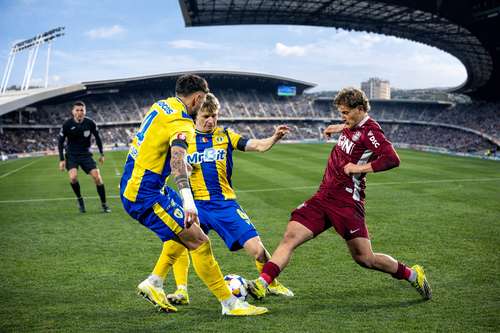 CFR Cluj ar putea juca meciuri pe Cluj Arena, dacă ar solicita acest lucru. Fotomontaj GSP