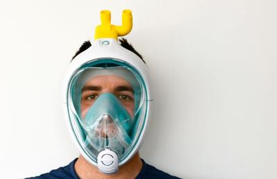 Decathlon, ca în vremea războiului: adaptează măștile de scufundare la ventilatoarele pulmonare