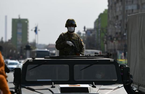 Cum arată Bucureștiul în carantină totală: armată, străzi goale și autorități în alertă