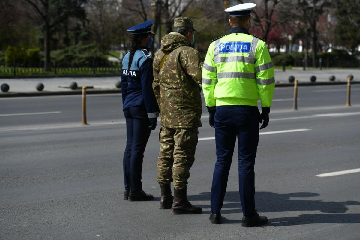 Mircea Badea, oprit în trafic de filtrul de Poliție: „Discuția a fost superbă. Tremura tot, săracul”