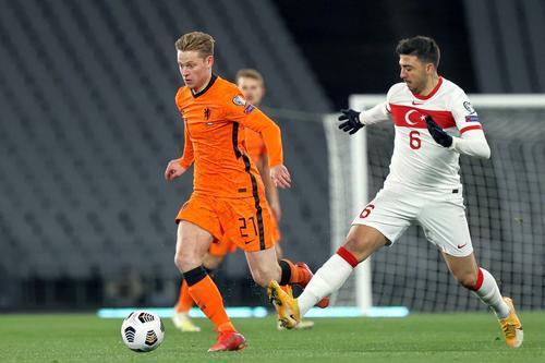 Presa din Olanda îi critică pe elevii lui Frank de Boer după debutul în preliminariile CM 2022