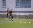 România U21, antrenament sub ochii lui Cosmin Contra: „Nu suntem o echipă slabă” » Sperietură cu unul dintre jucători