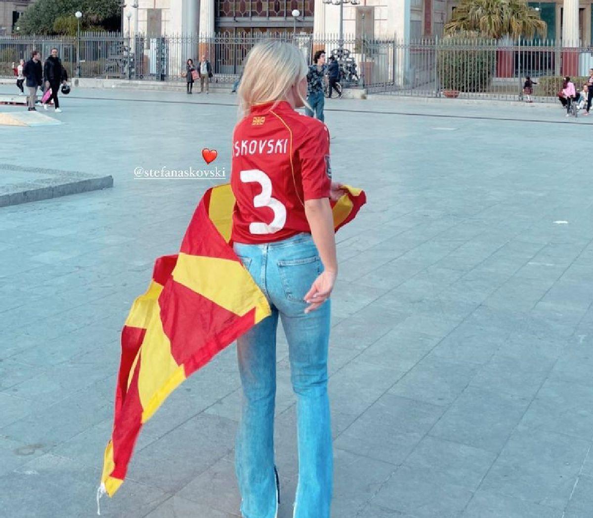 Soția lui Stefan Ashkovski, prezentă la Palermo la victoria istorică a Macedoniei de Nord cu Italia!