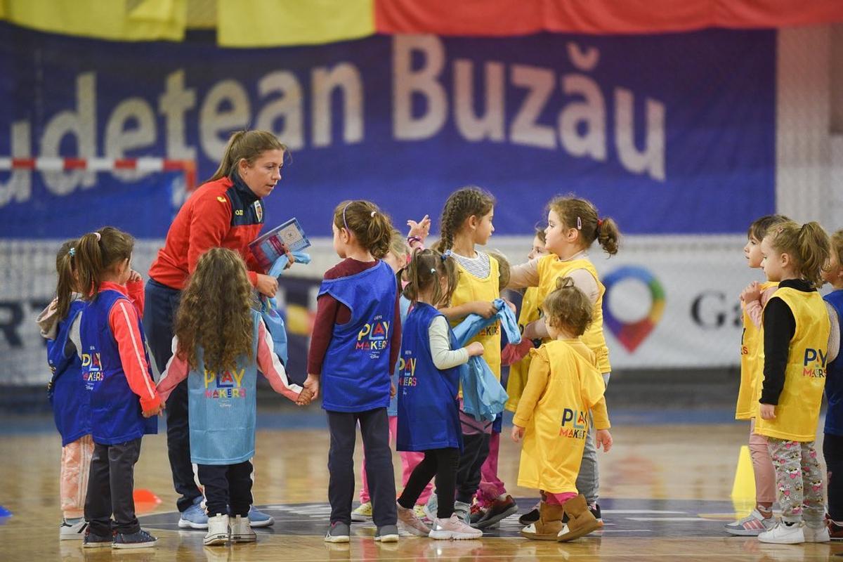„Eram luată în derâdere, înjosită de multe ori!” » Irina Giurgiu, prima antrenoare cu Licență Pro, detalii despre viața printre bărbați: „M-au afectat emoțional!”
