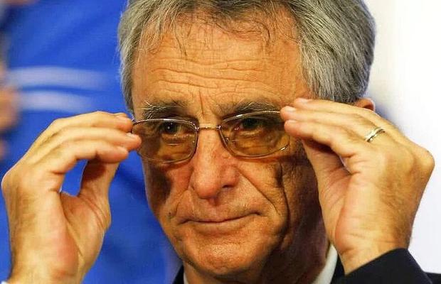 Handbalistul legendar al României divorțează, după 53 de ani » Daune uriașe cerute de soție