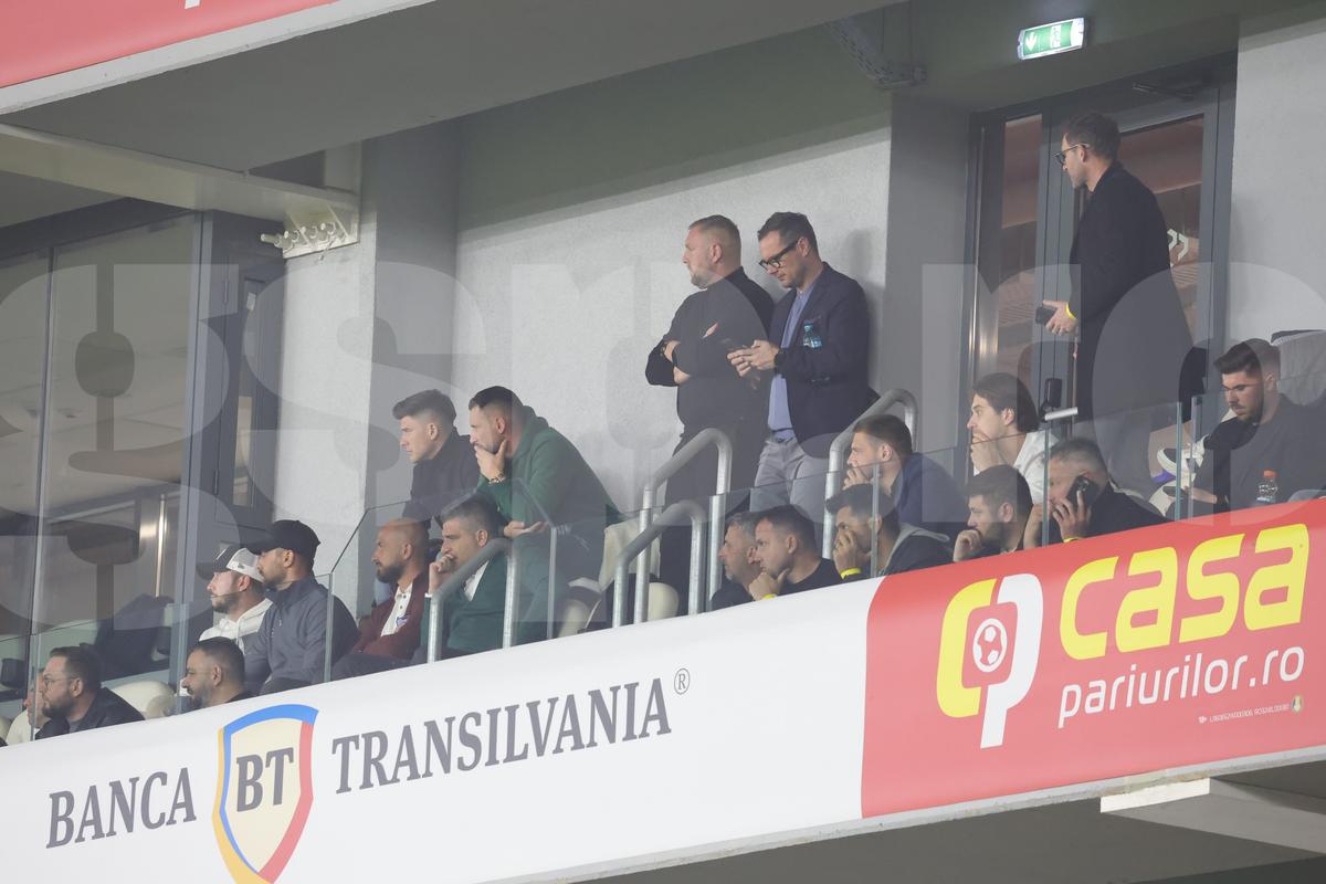 Foștii fotbaliști prezenți la meciul dintre România U20 și Olanda U20