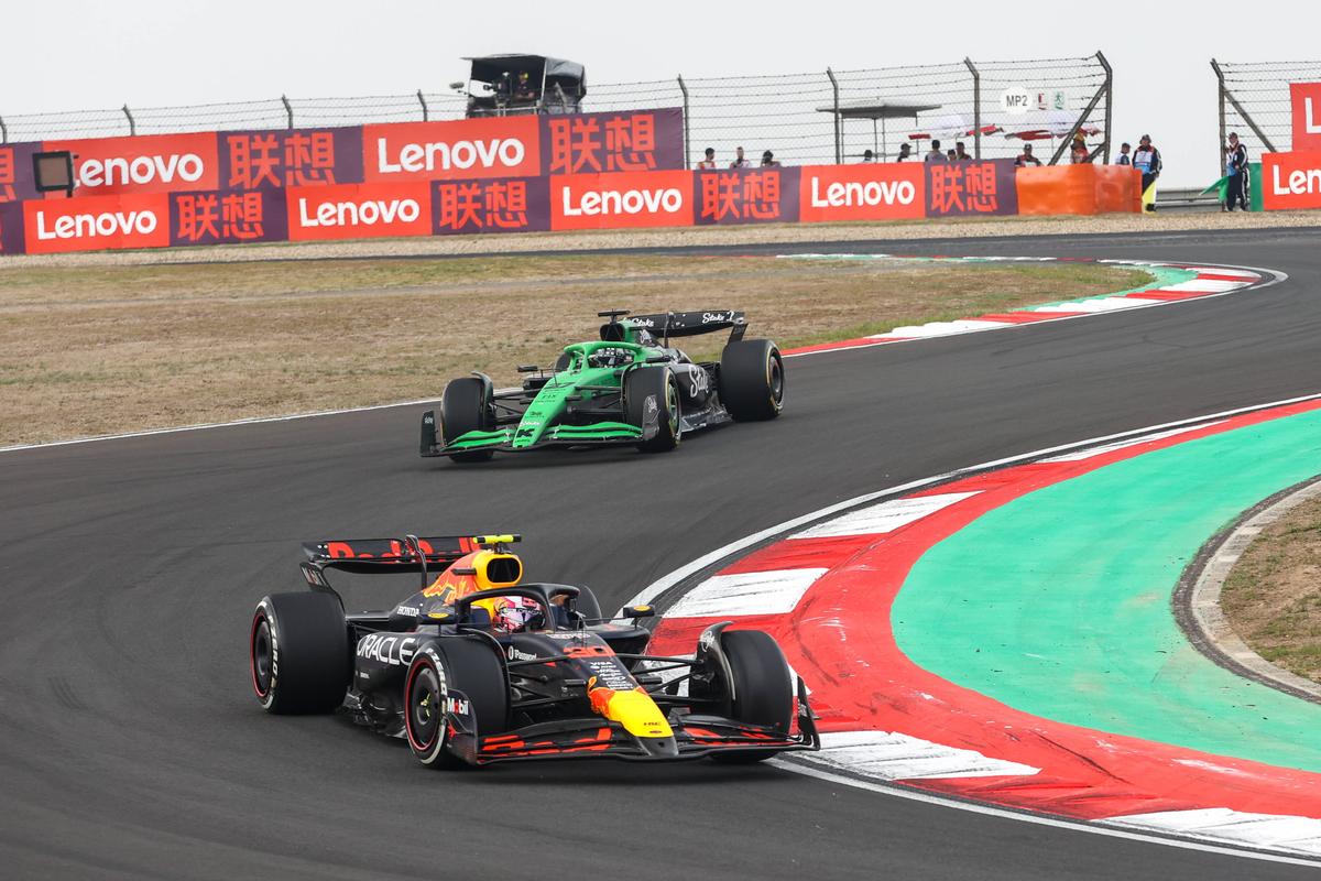 Nu doar retrogradat, ci în pericol de a ieși DE TOT din Formula 1!
