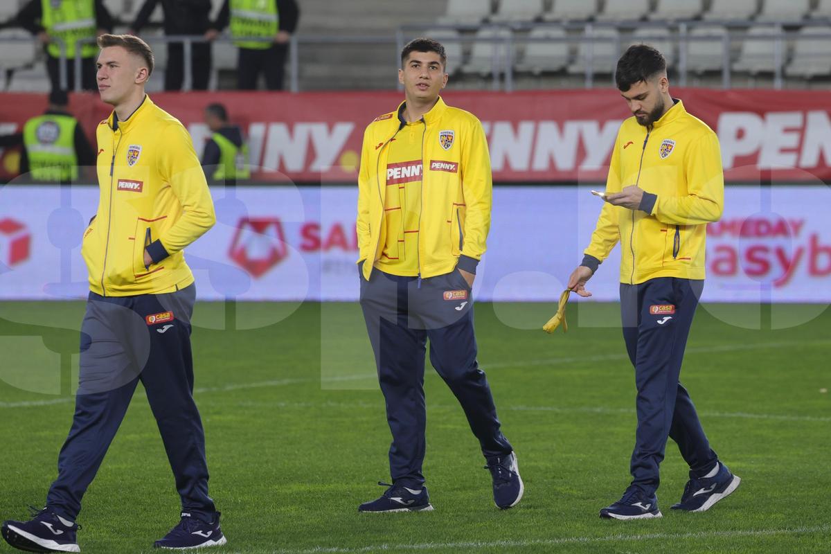Cum s-a îmbrăcat Daniel Pancu pe „Arcul de Triumf” » Mai scump decât geaca lui Șumudică: și l-a dat jos după câteva minute