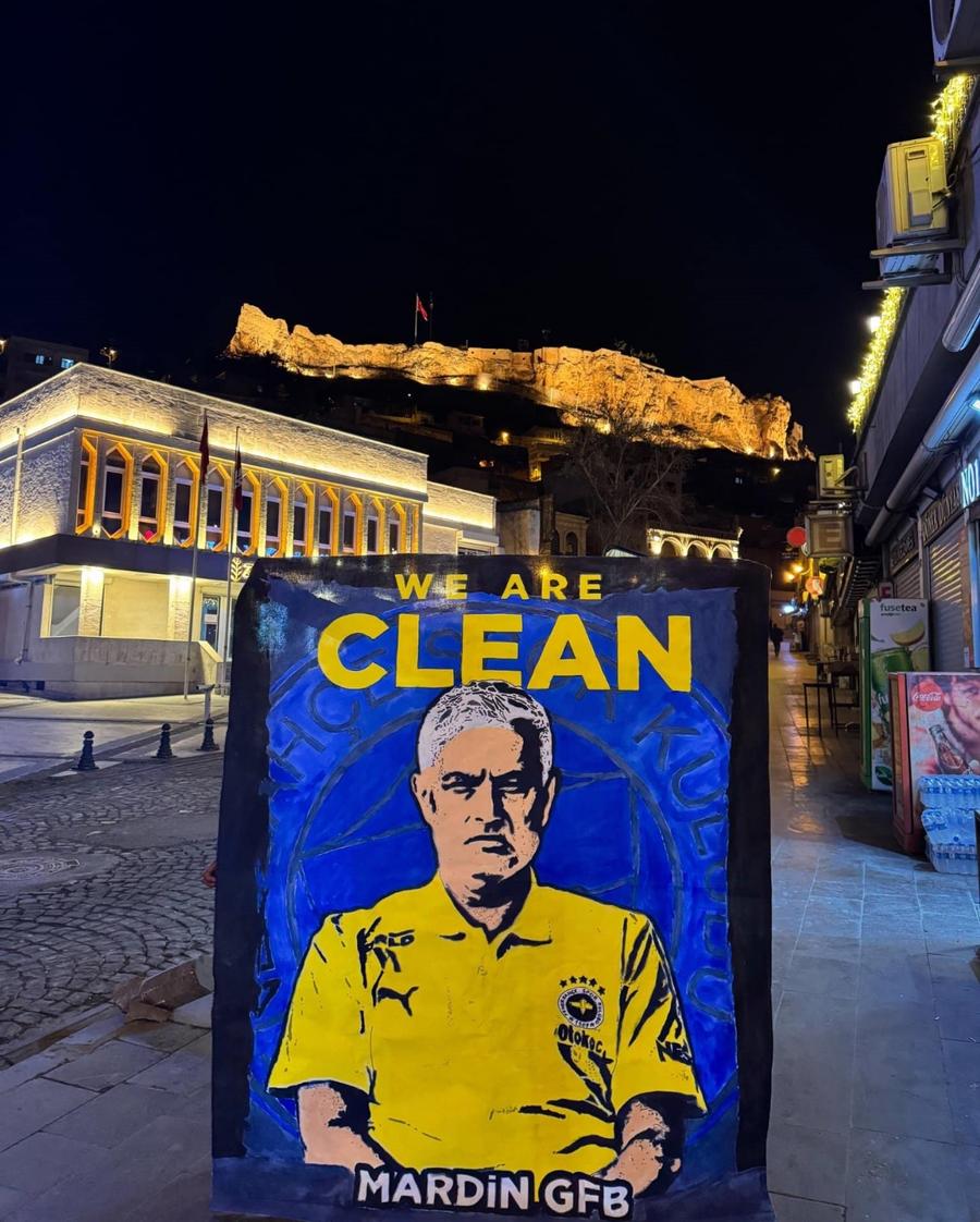 Cele două cuvinte rostite de Jose Mourinho au devenit sloganul revoltelor din Turcia