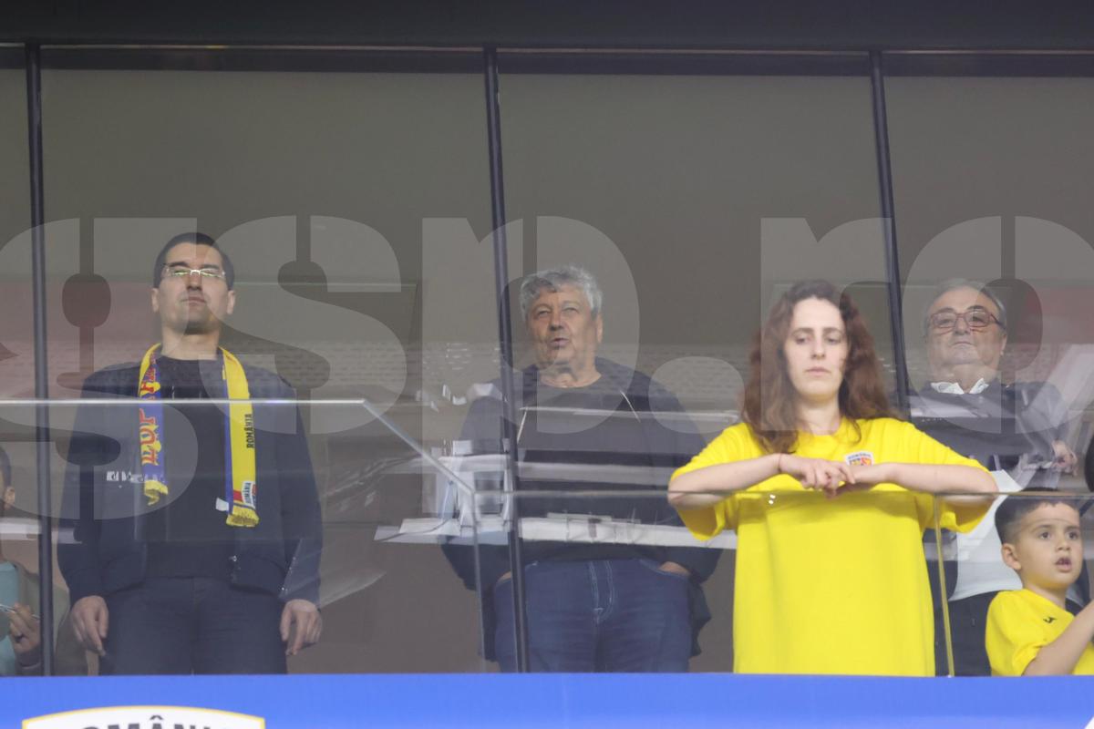 Îi mai recunoști? Ce foști fotbaliști de la Steaua, Dinamo și Rapid au fost în tribune la România U21 - Olanda U21