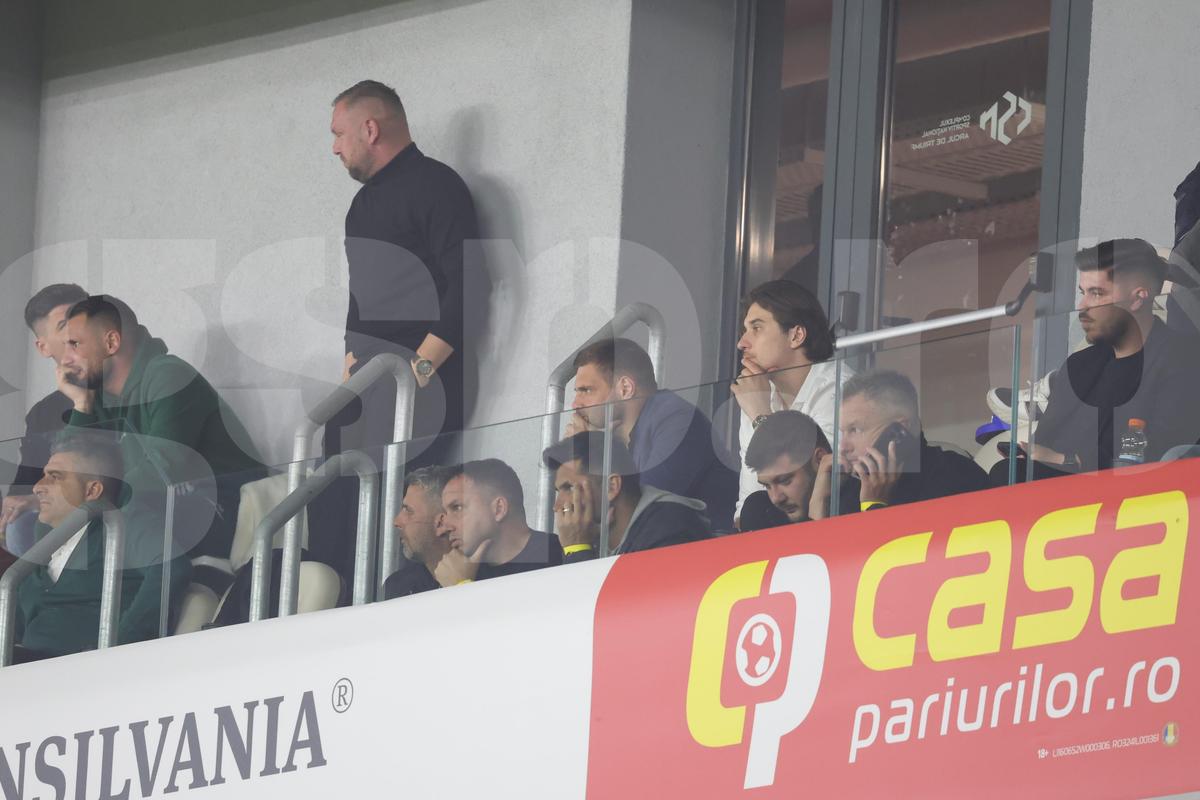 Foștii fotbaliști prezenți la meciul dintre România U20 și Olanda U20