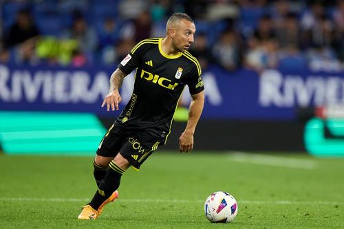 Santi Cazorla, în tricoul lui Real Oviedo / Foto: Imago