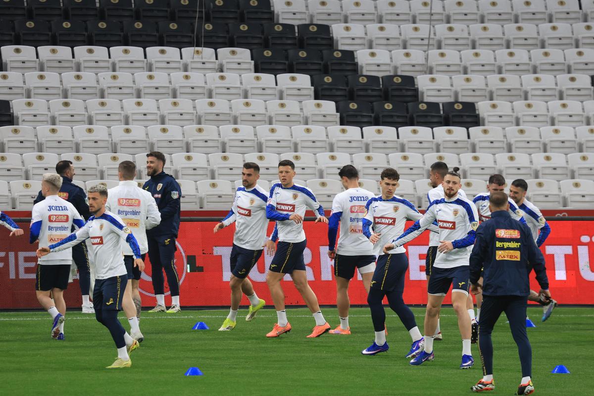 Costel Pantilimon și cei doi „tricolori” care pot aduce tăcerea la Istanbul