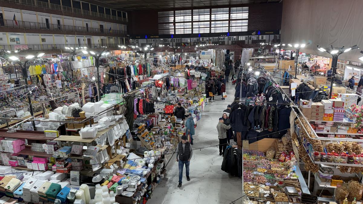 „Trebuie să refac zilnic stocul!” » În Marele Bazar din Istanbul, reporterii GSP au găsit legătura cu România: costă 15 euro și „rupe piața”