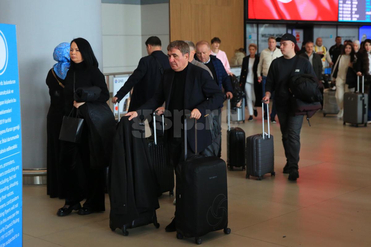 Sosirea Generației de Aur la aeroportul din Istanbul! Scenele surprinse de GSP