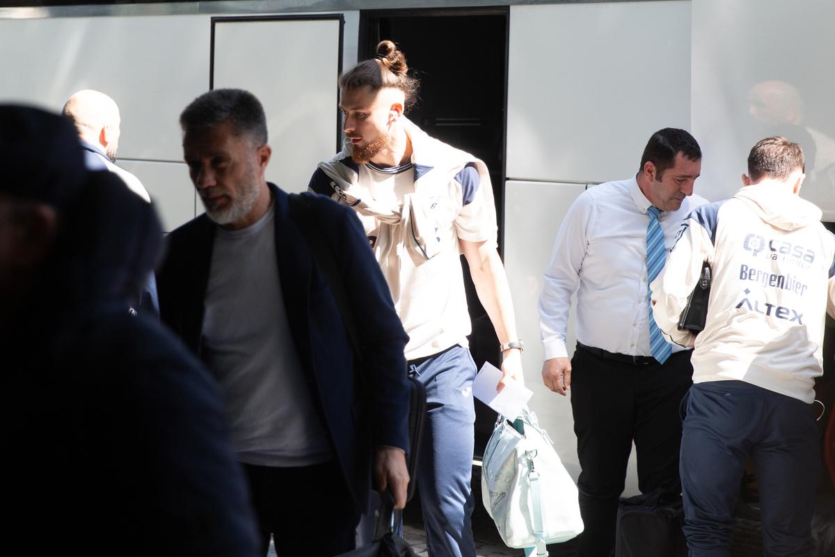Sosirea echipei naţionale la hotelul din Istanbul