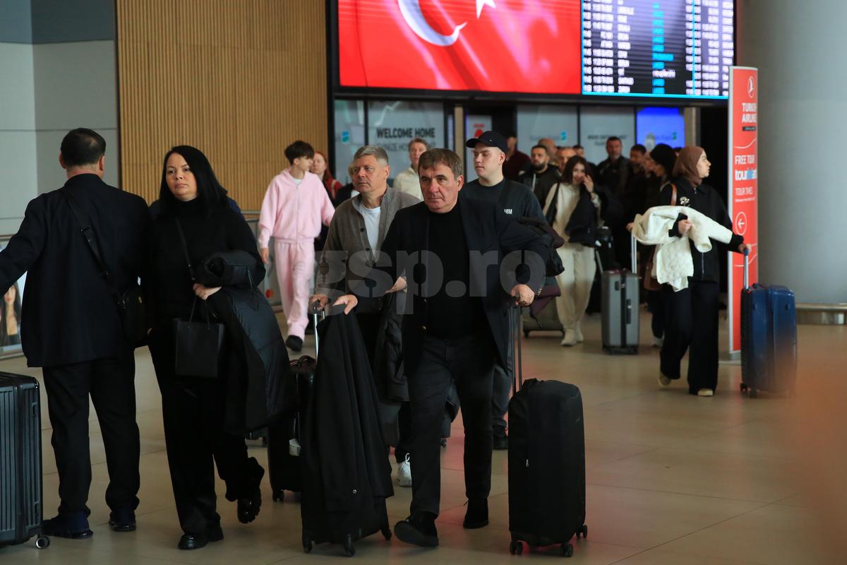 Sosirea Generației de Aur la aeroportul din Istanbul! Scenele surprinse de GSP