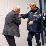 Ismail Er, ziarist al publicației Hürriyet, i-a pupat mâna lui Mircea Lucescu / FOTO: Capturi @Instagram