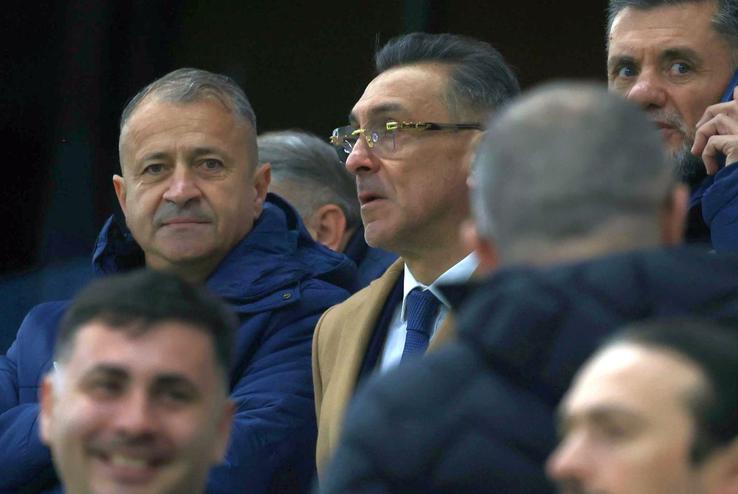 Ilie Dumitrescu, prezent alături de „greii” FRF la antrenamentul oficial de dinainte de Turcia - România / FOTO: Ionuț Iordache (GSP)