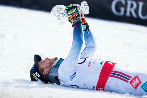 Atle Lie McGrath și prețiosul său glob FOTO Imago Images