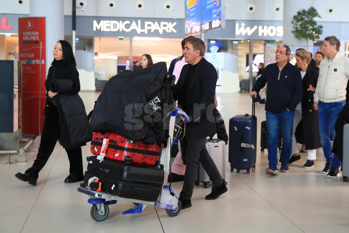 Sosirea Generației de Aur la aeroportul din Istanbul! Scenele surprinse de GSP
