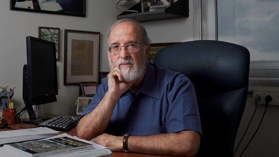 Isaac Ben-Israel Foto: timesofisrael.com „Coronavirusul «expiră» de la sine în 70 de zile, orice am face” » Analiza unui profesor israelian și cum o combat britanicii