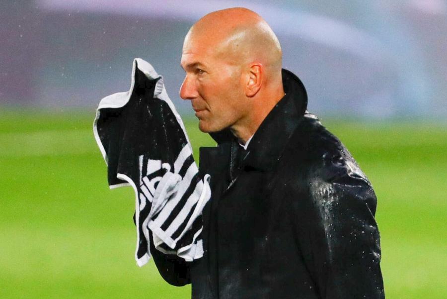 Zidane, antrenorul lui Real Madrid, foto: Imago Real Madrid sacrifică La Liga pentru Champions League! Secetă record de goluri pentru echipa lui Zidane