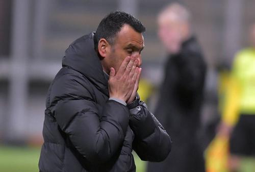 FCSB a pierdut surprinzător cu Sepsi, 1-2, în runda #3 a play-off-ului din Liga 1. Toni Petrea, antrenorul roș-albaștrilor, consideră că erorile comise la fazele fixe sunt doar responsabilitatea fiecărui jucător în parte.