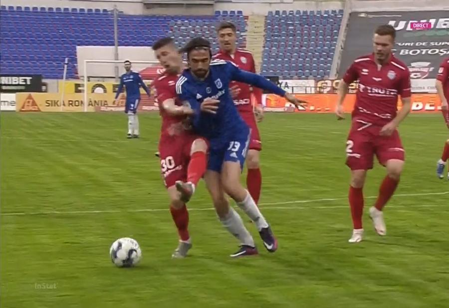 FOTO: Captură TV @Digi Sport 1 Arbitrul Cătălin Popa n-a văzut un penalty evident în FC Botoșani - FCU Craiova