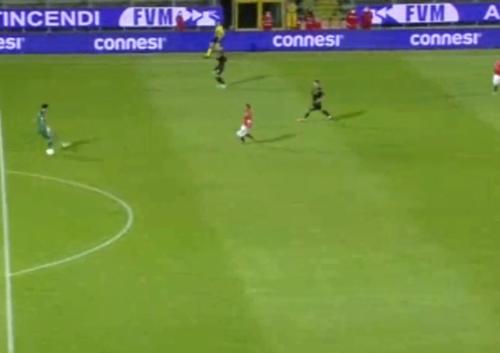 Gigi Buffon, gafă incredibilă la meciul Perugia - Parma
Foto: AS